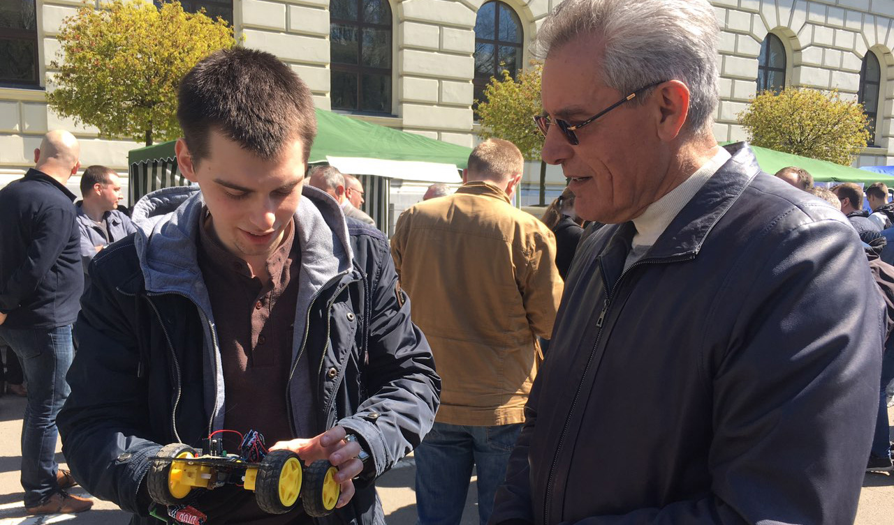 демонстрація пристрою