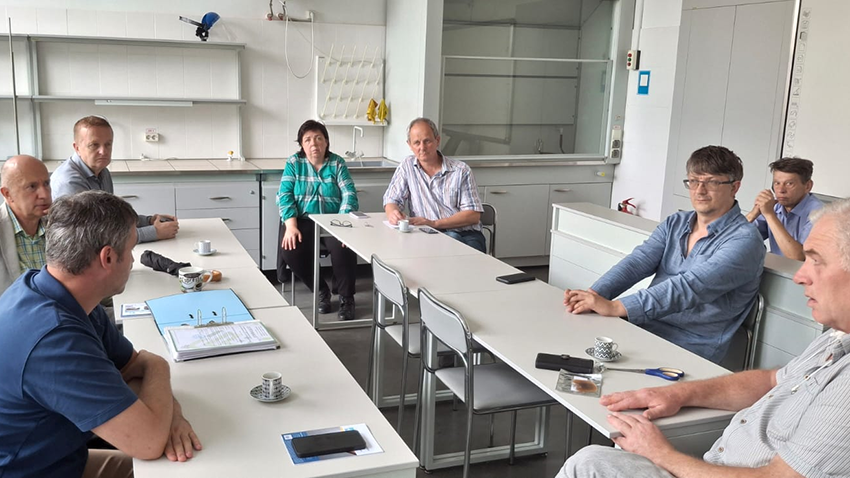 Фото із круглого столу