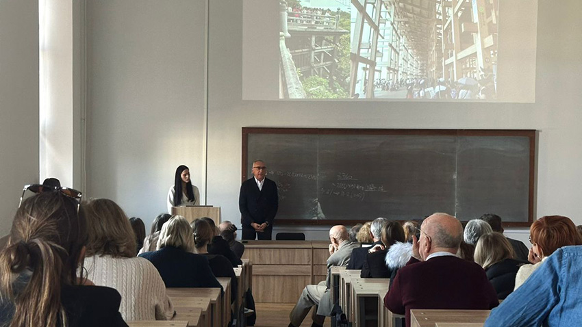 Фото з лекції