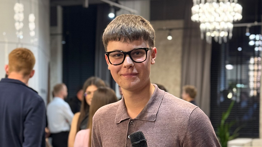 Гліб Товстенюк 