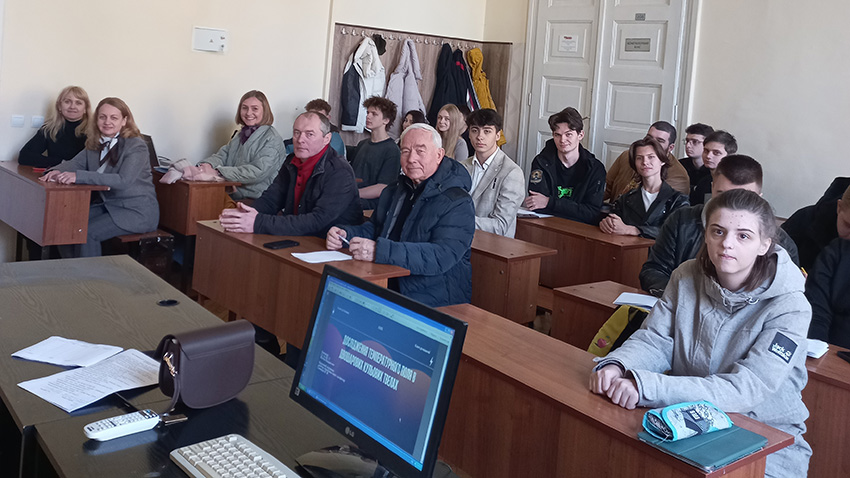 Фото з конференції студентів