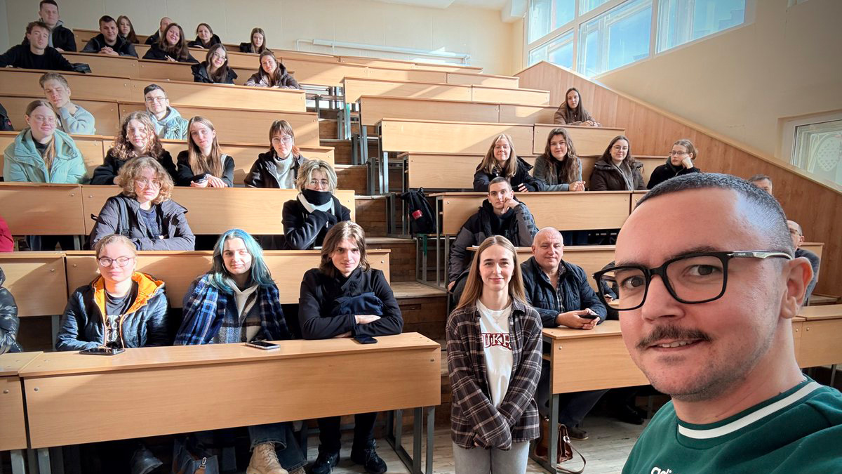 Фото із зустрічі на кафедрі МТ