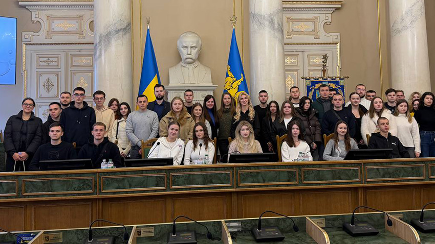 Фото з відвідин ЛОР