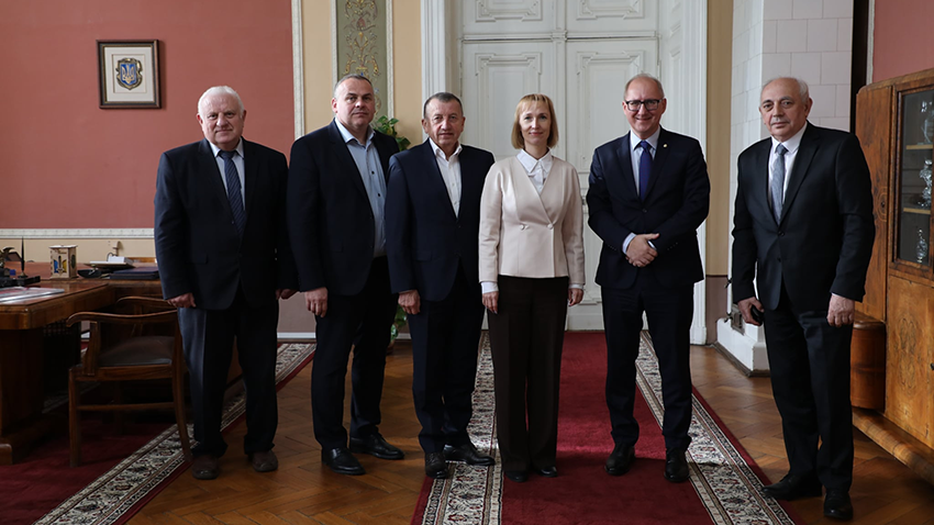 Фото із зустрічі у Львівській політехніці