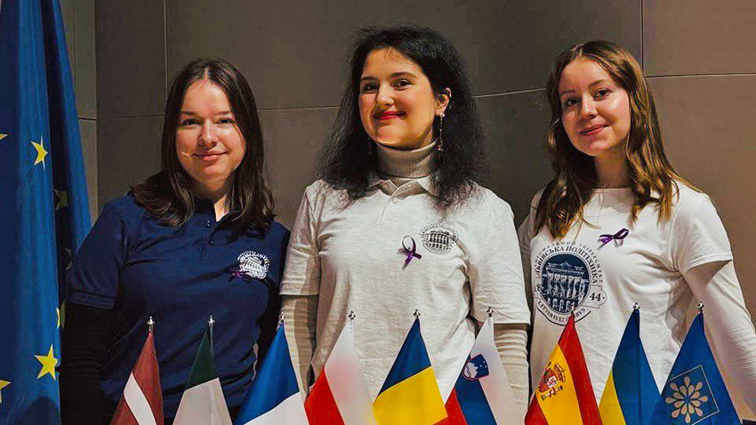 Фото із заходу в Латвії