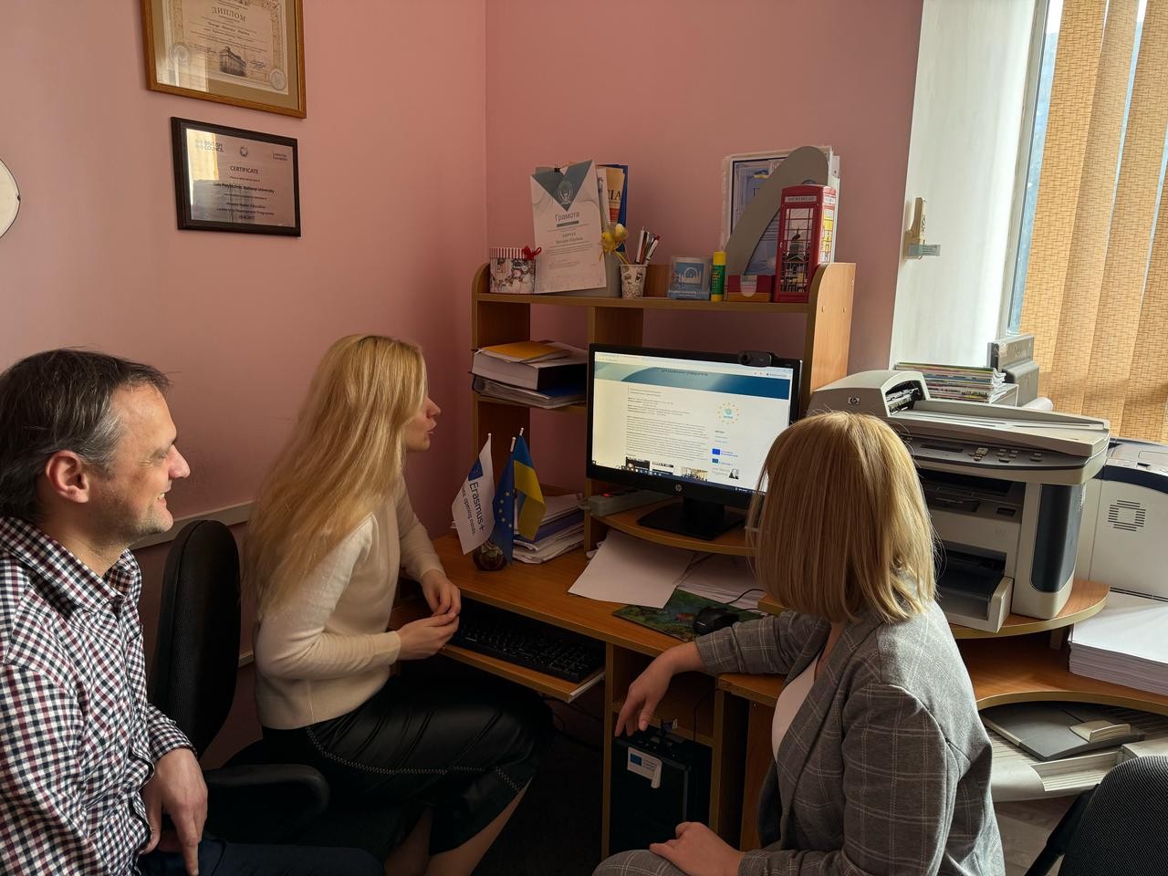 Розробка інноваційних курсів з технологічного трансферу для студентів Львівської політехніки в межах проєкту UniTECH