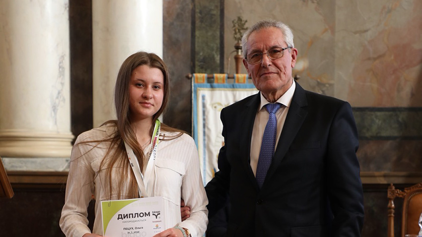 Фото із вручення диплома