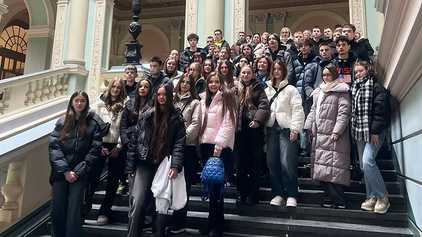 Фото зі школи