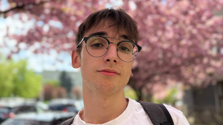 Максим Левкович