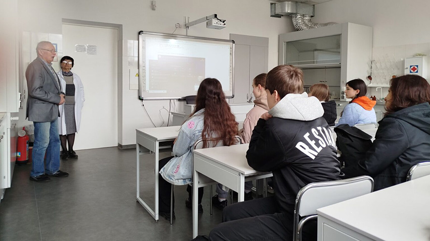 Фото з відвідин кафедри