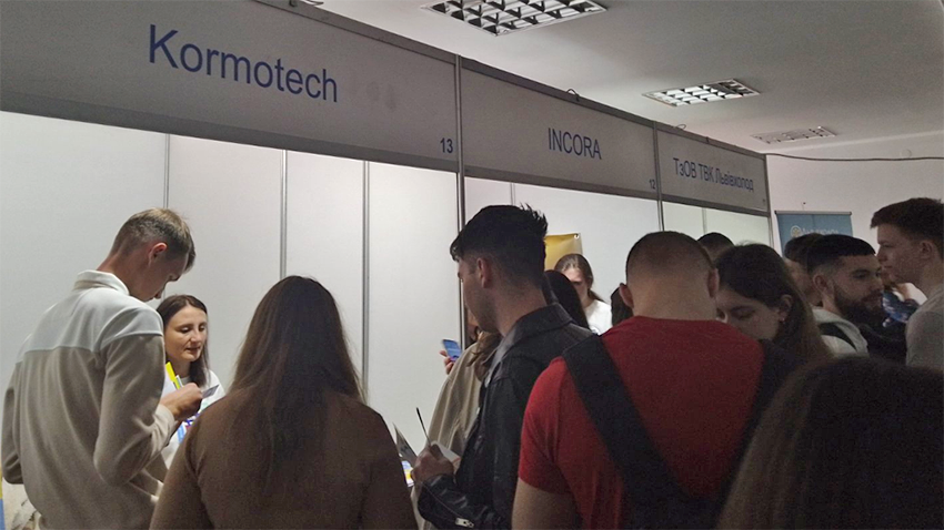 Фото з Ярмарку кар’єри