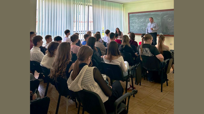 Фото із Дня відкритих дверей