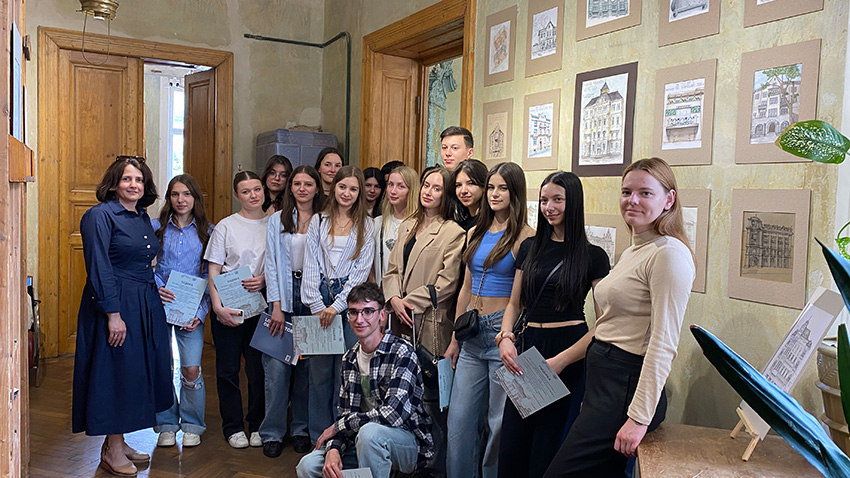 Фото з відкриття виставки