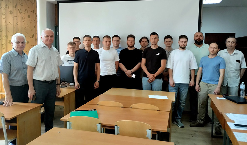 Фото із захисту робіт