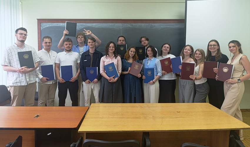 Фото із захисту робіт