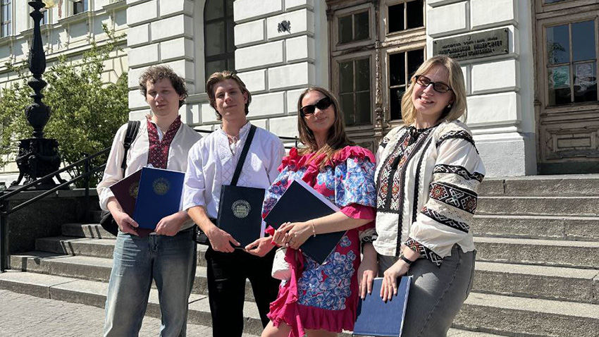 Фото із захисту робіт