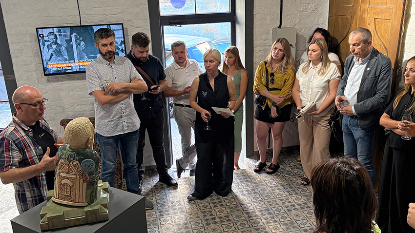 Фото із презентації