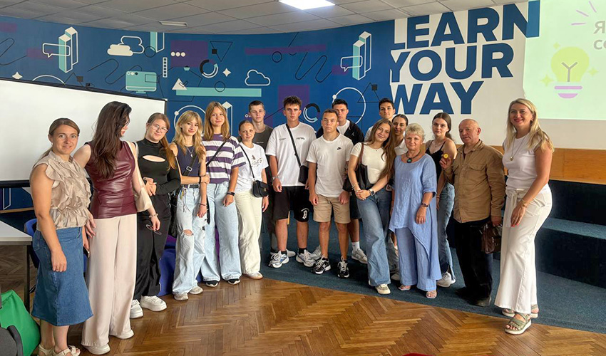 Фото з Осінньої школи