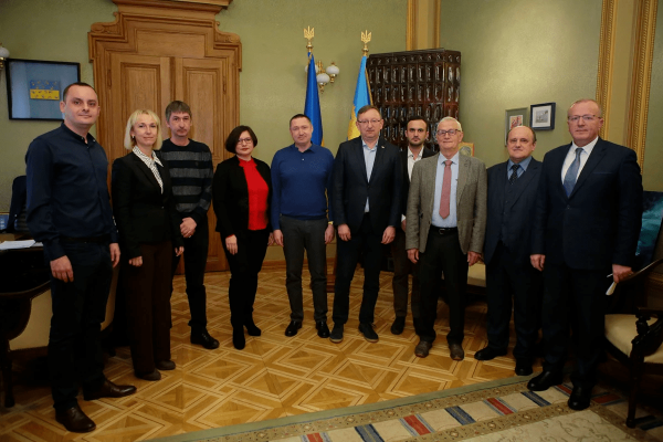 Фото із зустрічі в ЛОВА