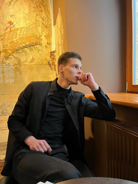 Олексій Сахарук