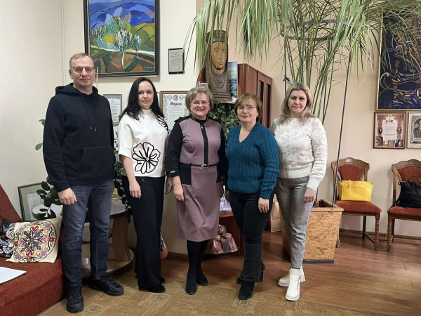 Фото з підписання угоди