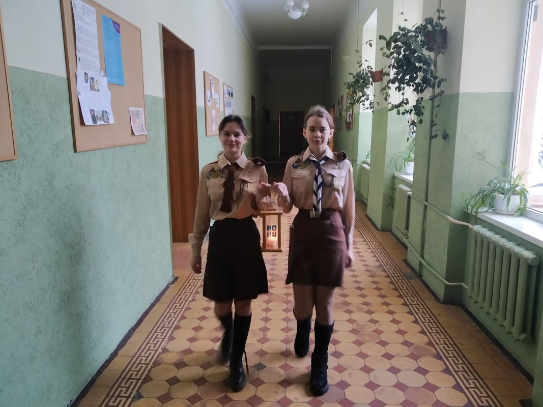 Вифлеємський Вогонь Миру у Львівській академічній гімназії