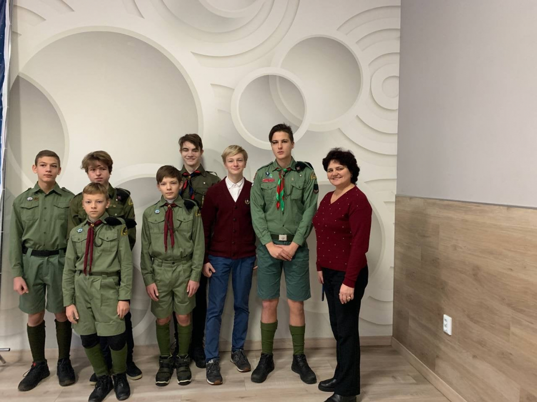 Вифлеємський Вогонь Миру у Львівській академічній гімназії