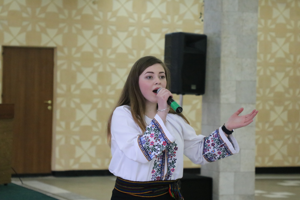 Конкурс художнього читання Шевченківських поезій