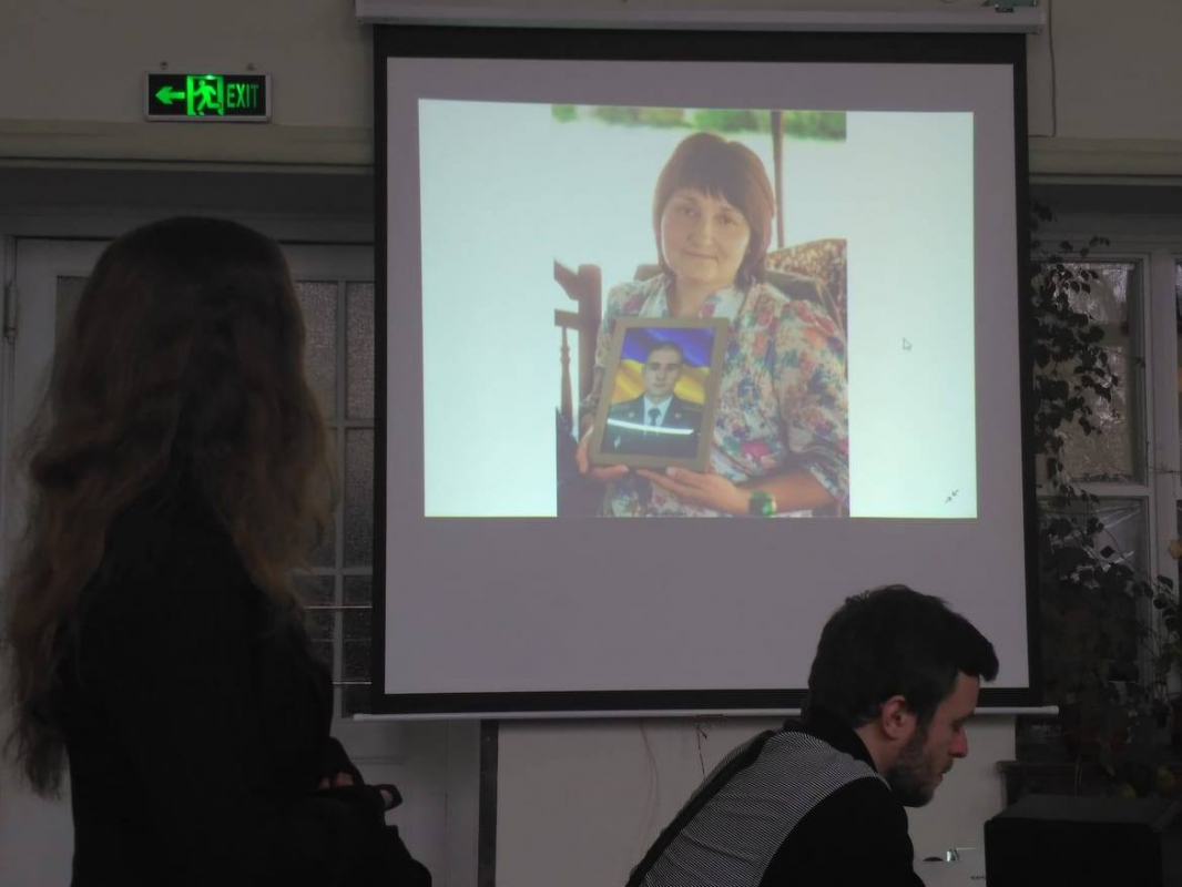 на виставці «Батьки Небесного Легіону»