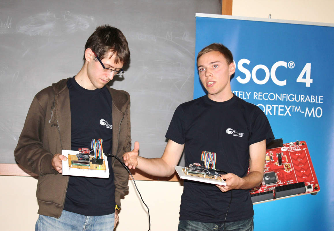Студенти ІТРЕ захищали проекти для компанії Cypress Semiconductor