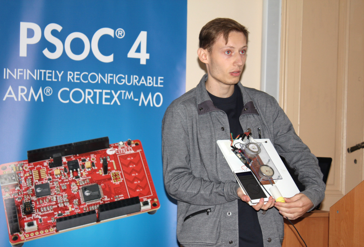 Студенти ІТРЕ захищали проекти для компанії Cypress Semiconductor