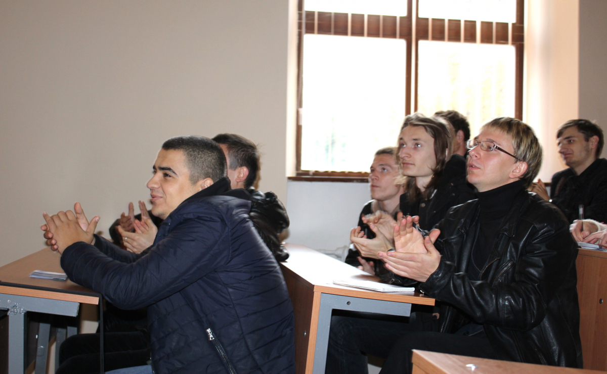 Студенти ІТРЕ захищали проекти для компанії Cypress Semiconductor