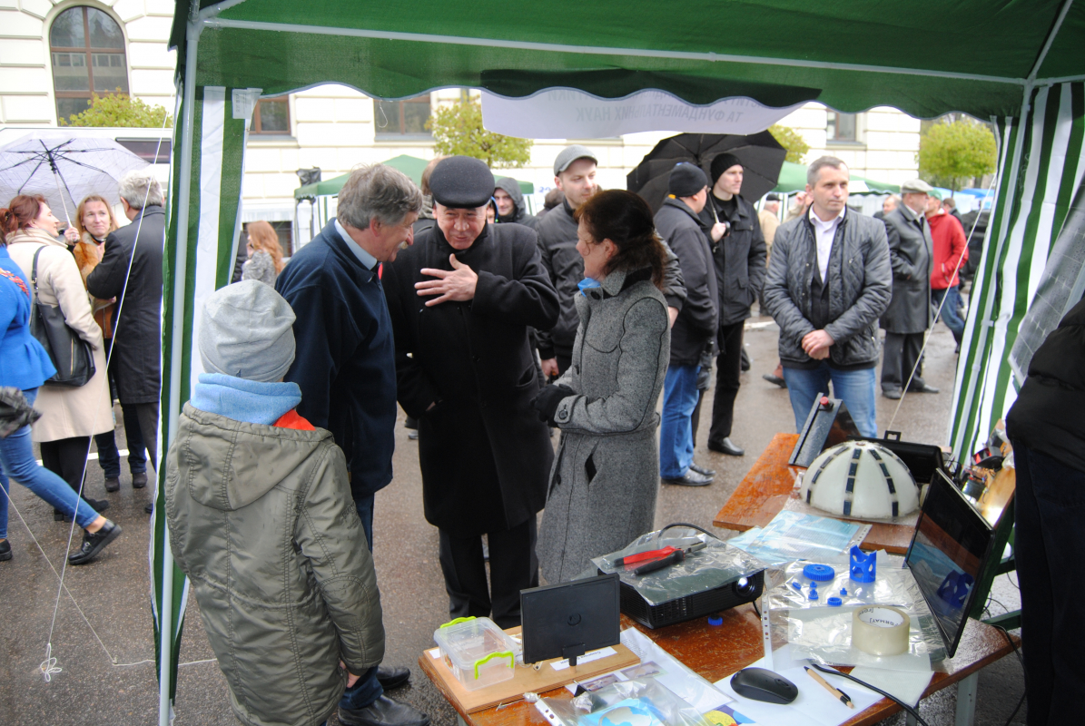 Колектив кафедри НГГ взяв участь у Наукових фестинах