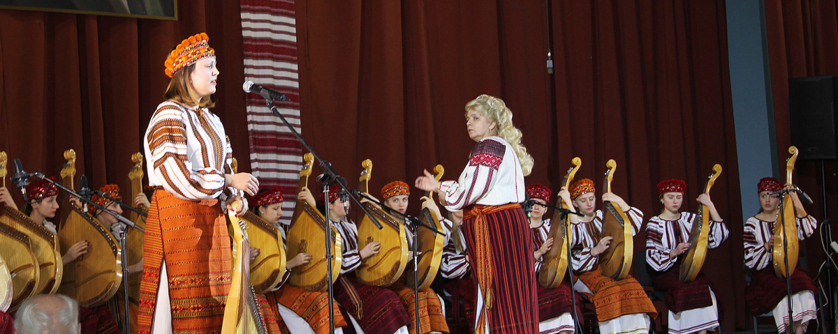 літературно-мистецький вечір «Та не однаково мені…»