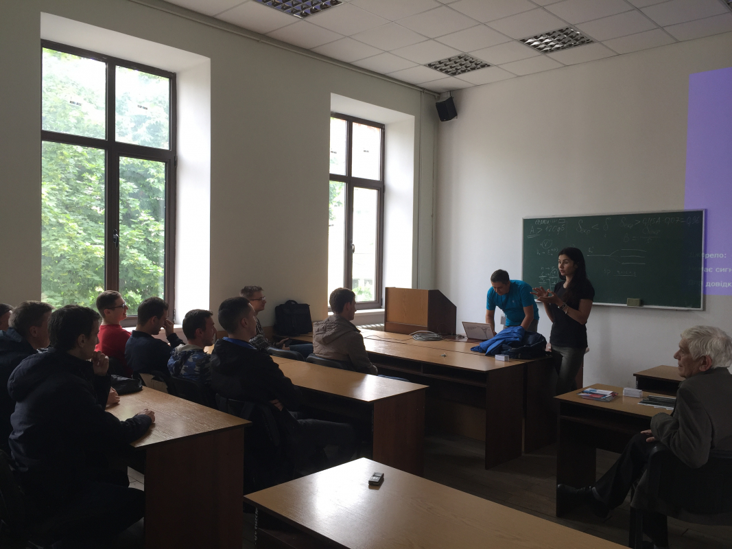 представники компанії Cypress у Політехніці