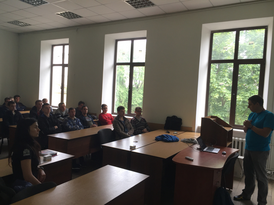 представники компанії Cypress у Політехніці