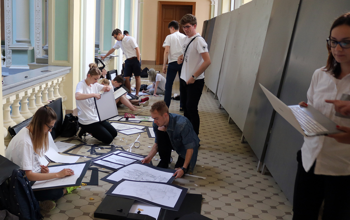 польські студенти презентували виставку живопису