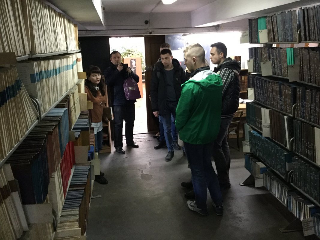 на екскурсії у Науково-технічній бібліотеці