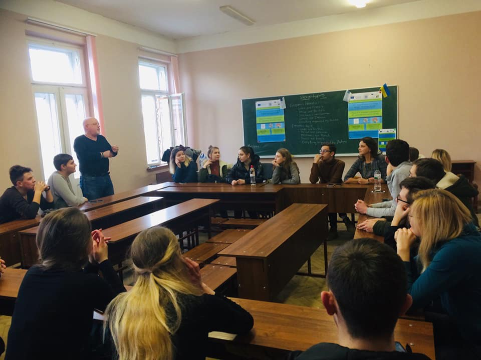 засідання англомовного клубу «Euro SPEAKing Club»