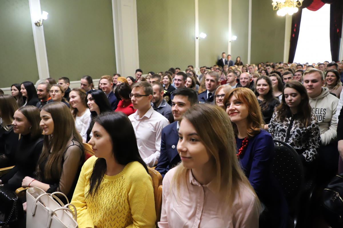 в актовій залі Будинку вчених