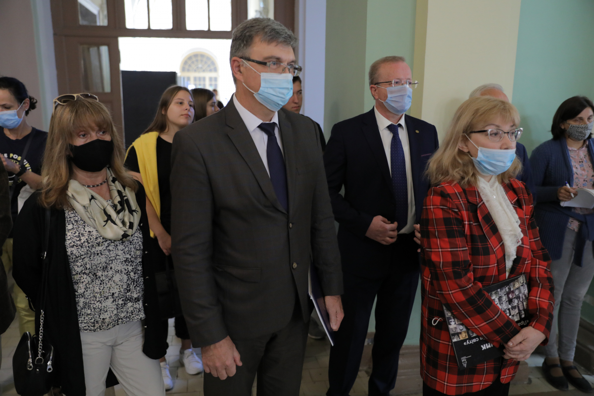 Фото з відкриття виставки