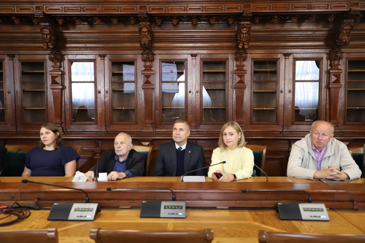 Фото із зустрічі