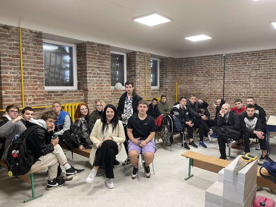 Фото з відвідин школи