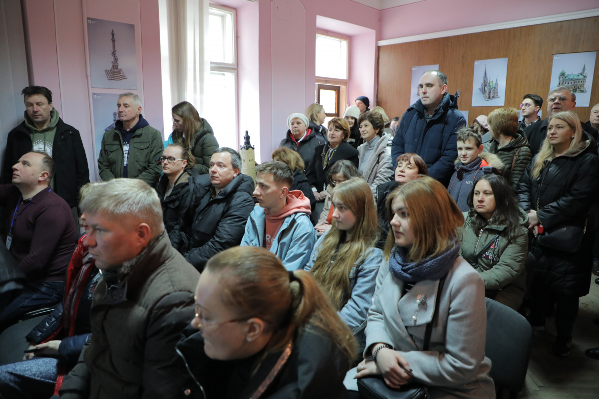 Фото з відкриття Музею науки та інновацій