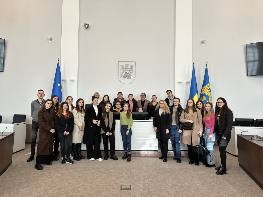 Фото з відвідин ЛМР