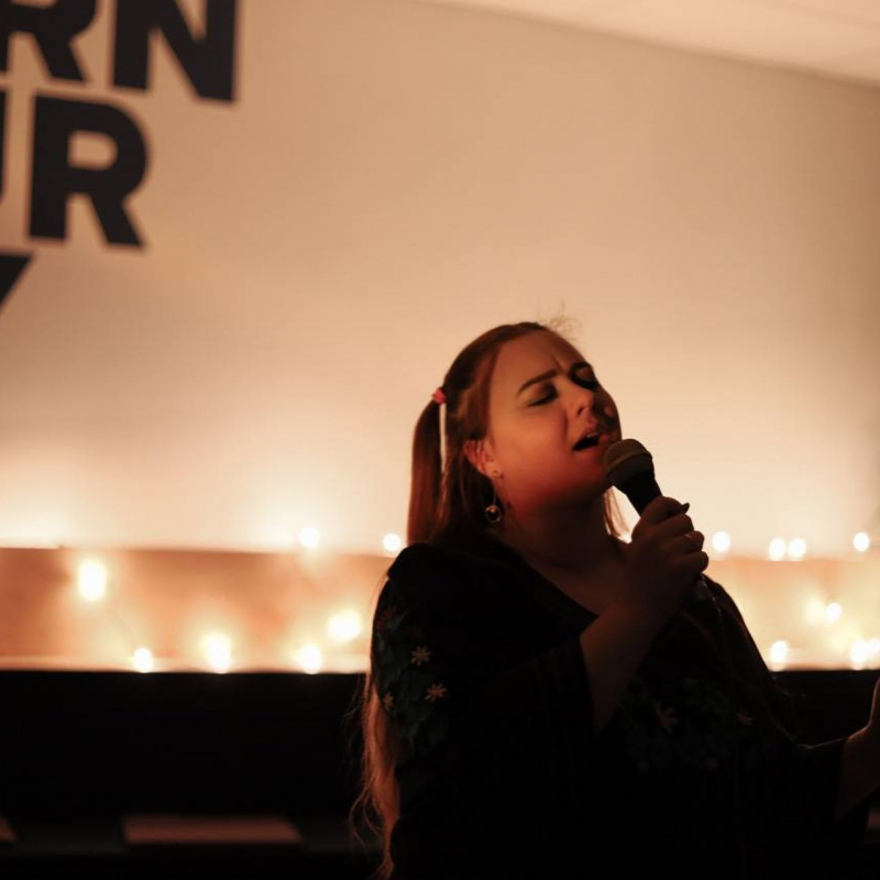 Фото із заходу