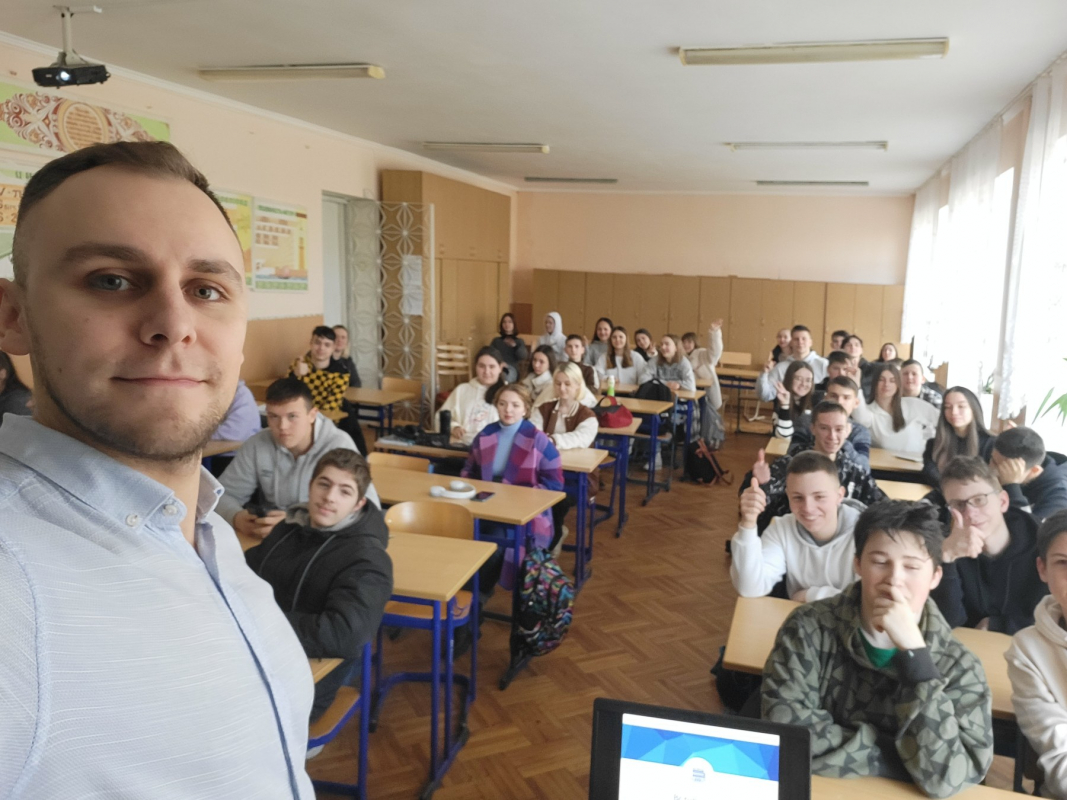 Фото з Днів Політехніки в ліцеї № 75