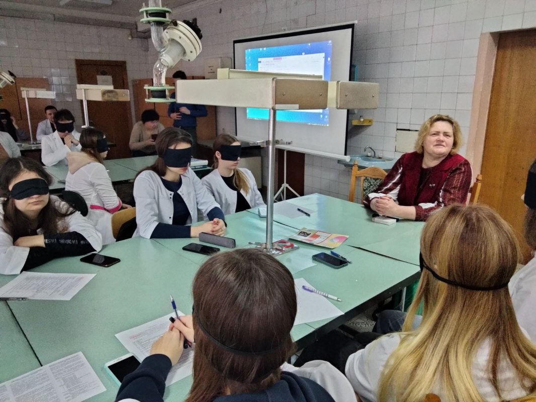 Фото із зустрічі в ЛНМУ