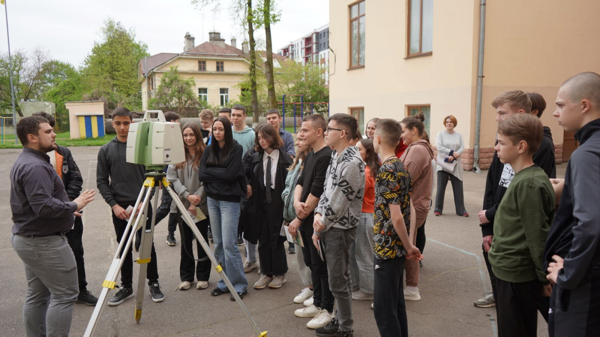 Фото з профорієнтаційного заходу