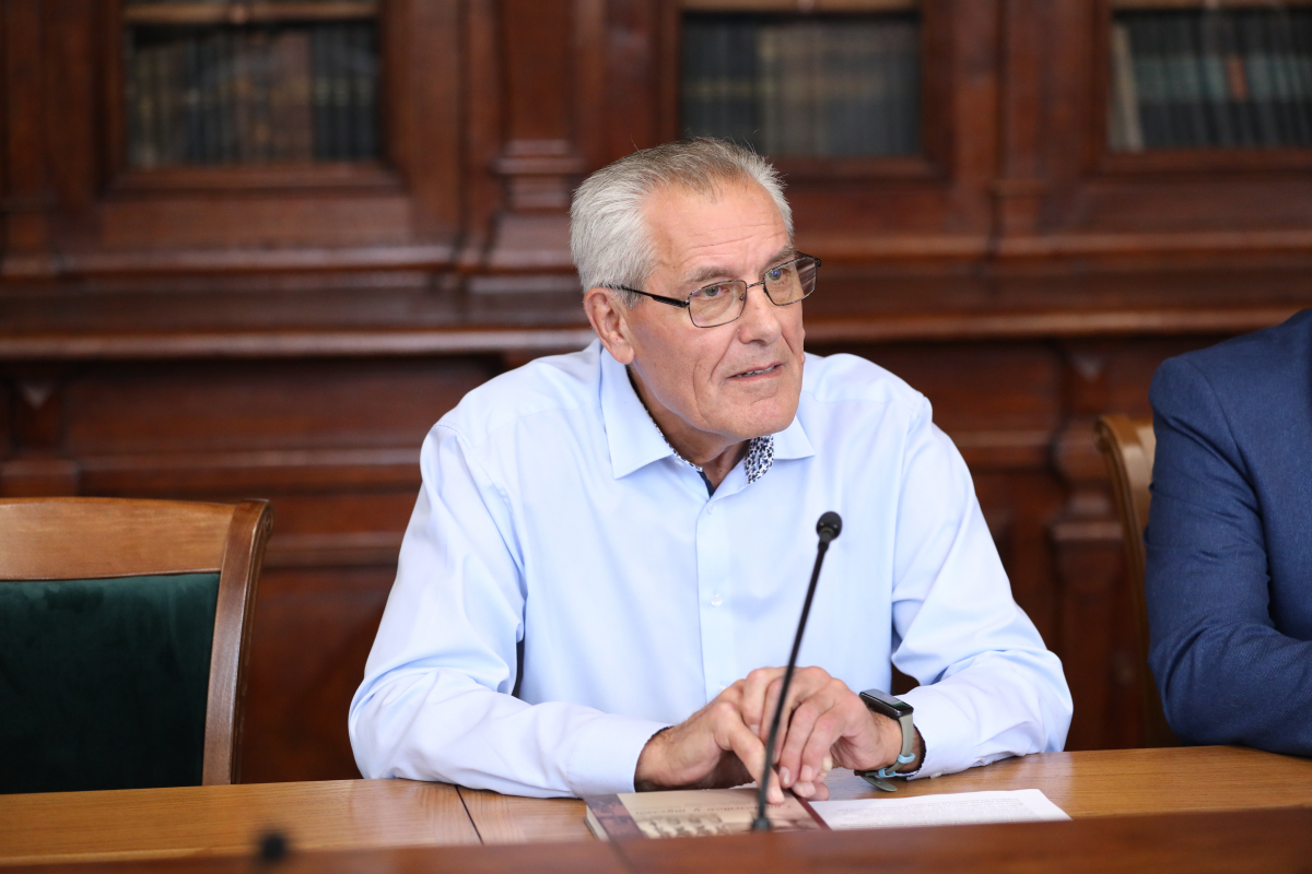 Фото із презентації